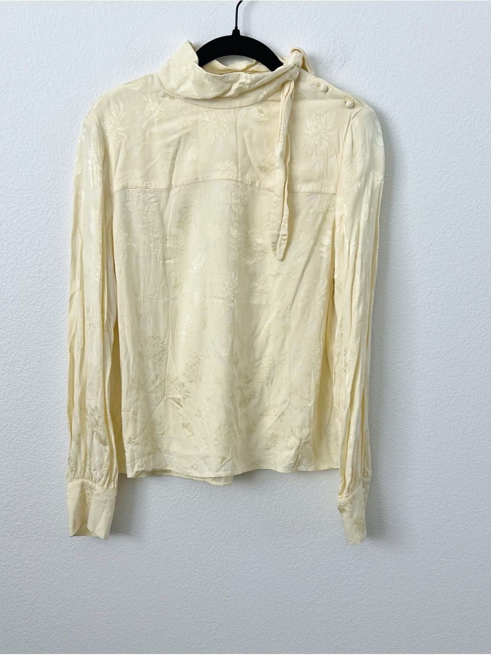 Wilfred Long-Sleeve Mock Tie Neck Blouse
